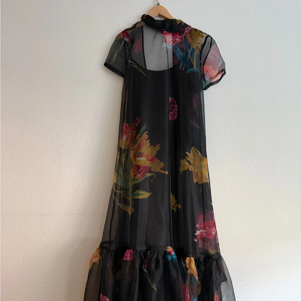 Few Moda Dress - Picture 2 of 9